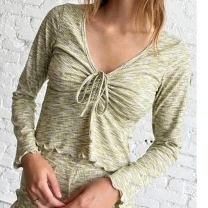 Lisa SaysGah Long Sleeve Ribbed Crop Top